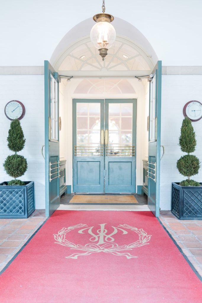 Gorgeous grand entrance to the five star wedding venue in Williamsburg